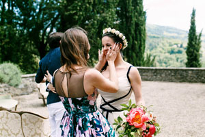 cerimonia e ricevimento per un matrimonio intimo nel chianti