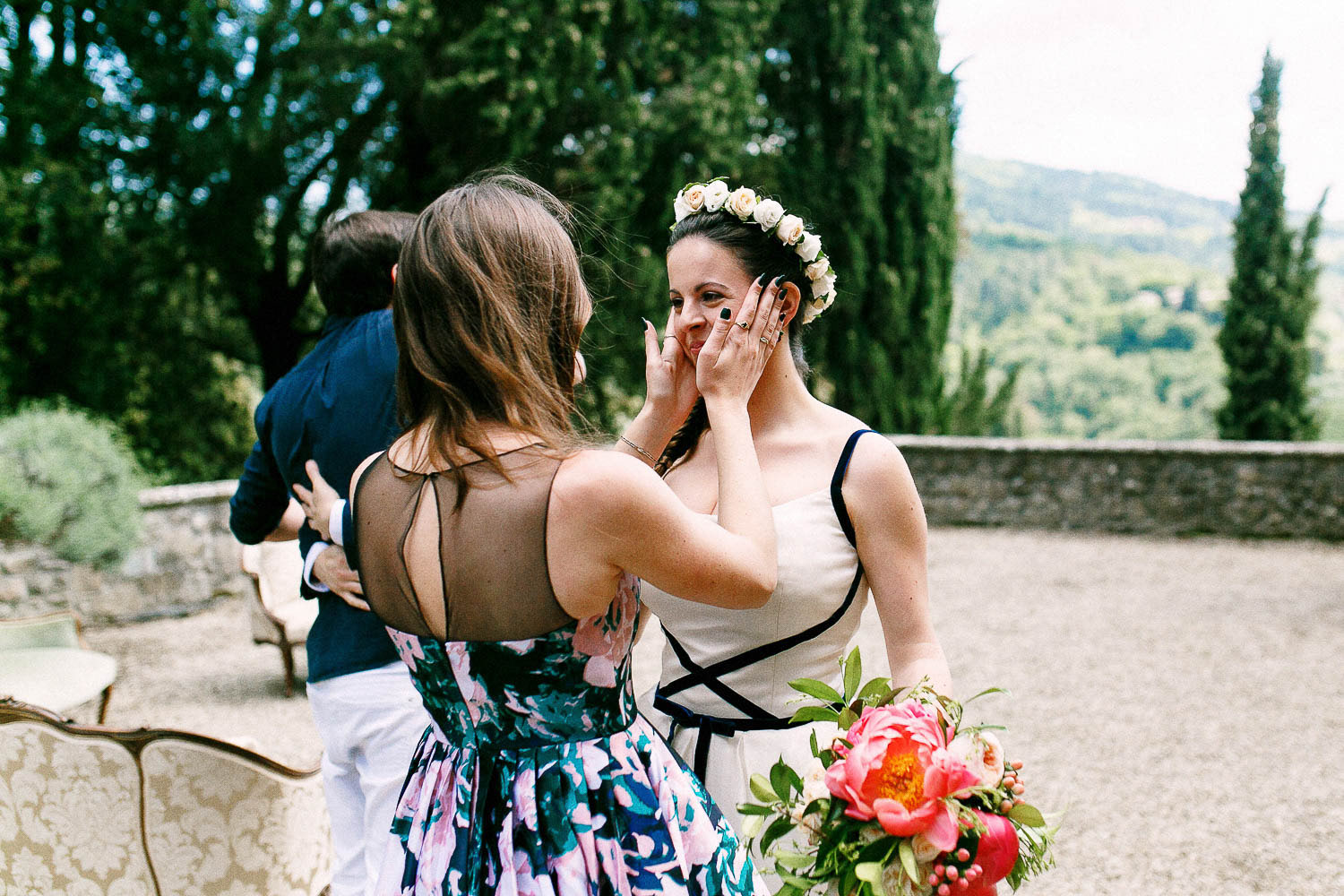 cerimonia e ricevimento per un matrimonio intimo nel chianti