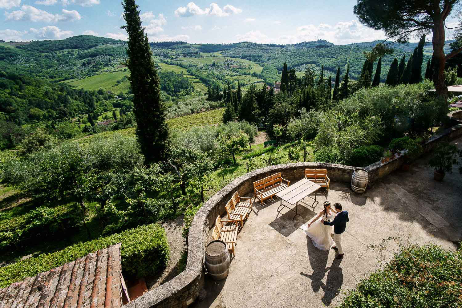 cerimonia e ricevimento per un matrimonio intimo nel chianti