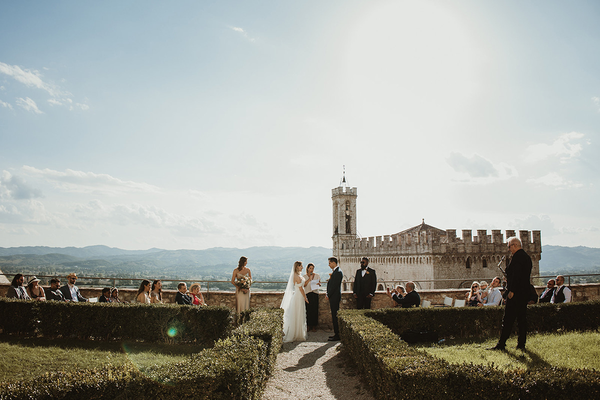 destination-wedding-gubbio