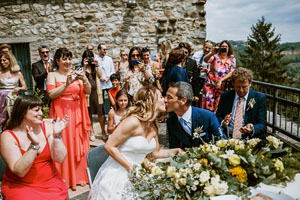 wedding in umbria Italy poppy theme