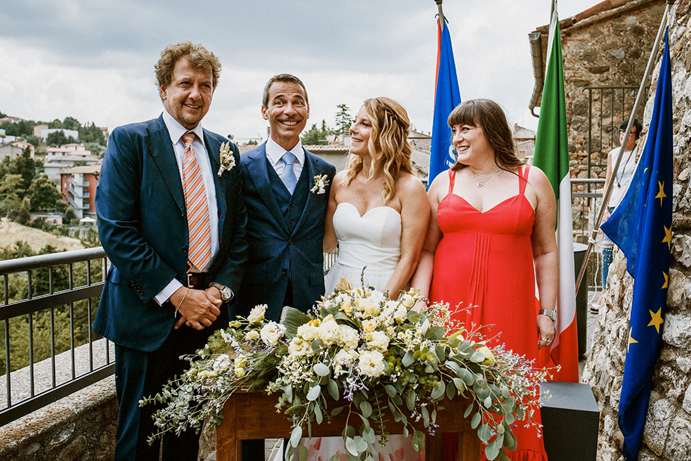 wedding in umbria Italy poppy theme