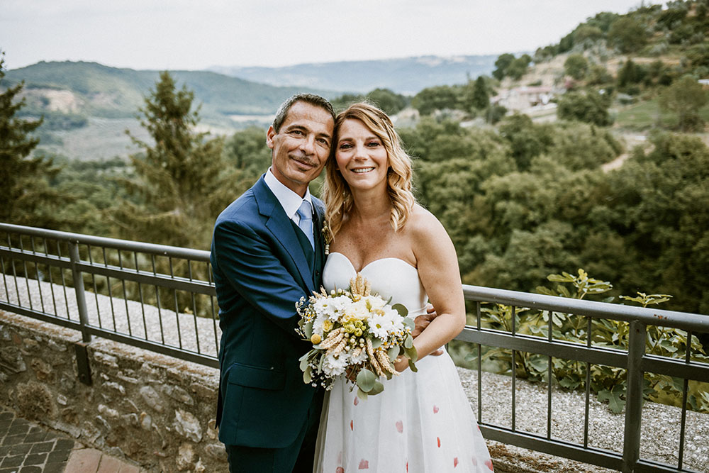 wedding in umbria Italy poppy theme