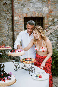 wedding in umbria Italy poppy theme