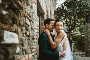 una coppia di sposi per un matrimonio romantico a roma
