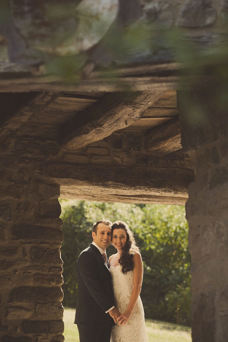 matrimonio chic in una vecchia abbazia in umbria