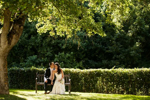 matrimonio chic in una vecchia abbazia in umbria