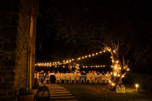 matrimonio chic in una vecchia abbazia in umbria