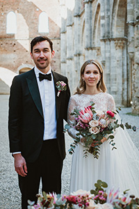 Elopement at Abbey of San Galgano Italy