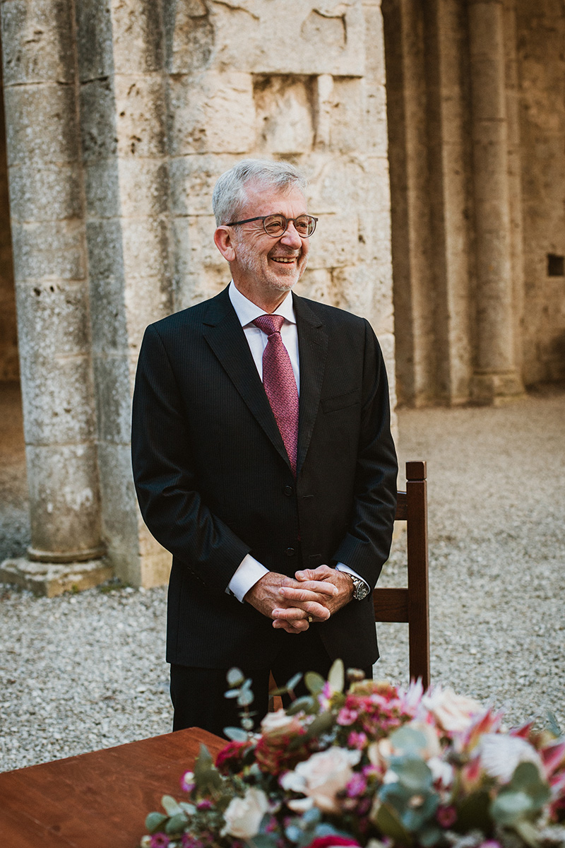 Elopement at Abbey of San Galgano Italy