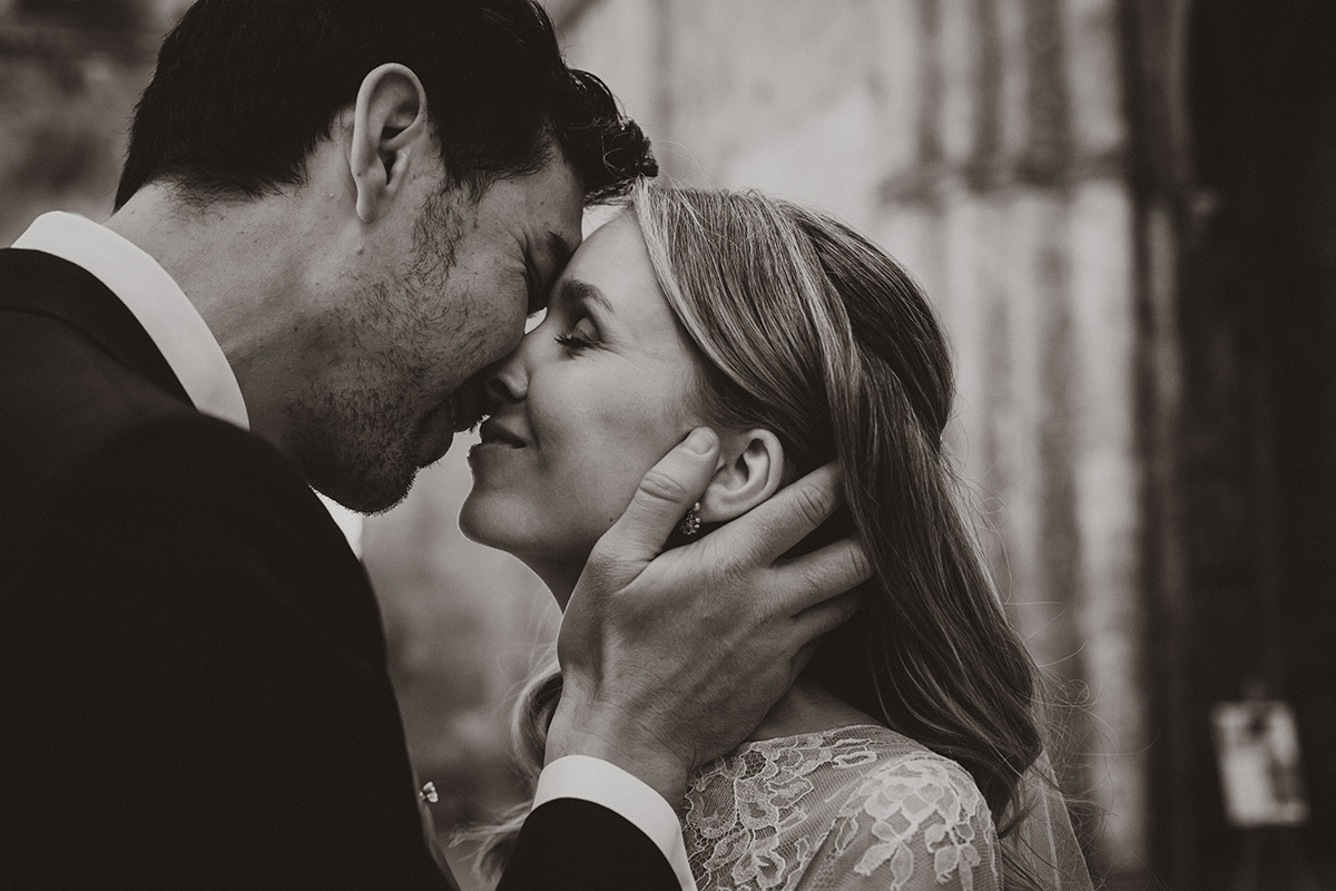 Elopement at Abbey of San Galgano Italy