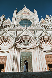 Elopement at Abbey of San Galgano Italy