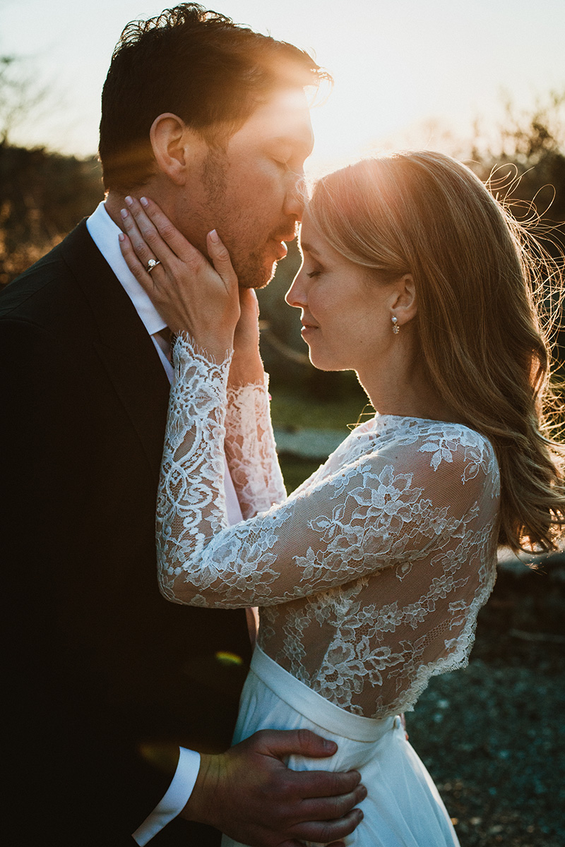 Elopement at Abbey of San Galgano Italy