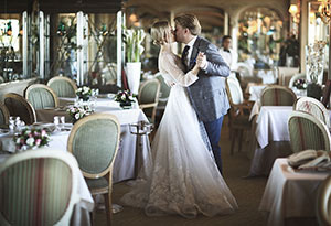 romantic wedding in Italy and reception at roof garden