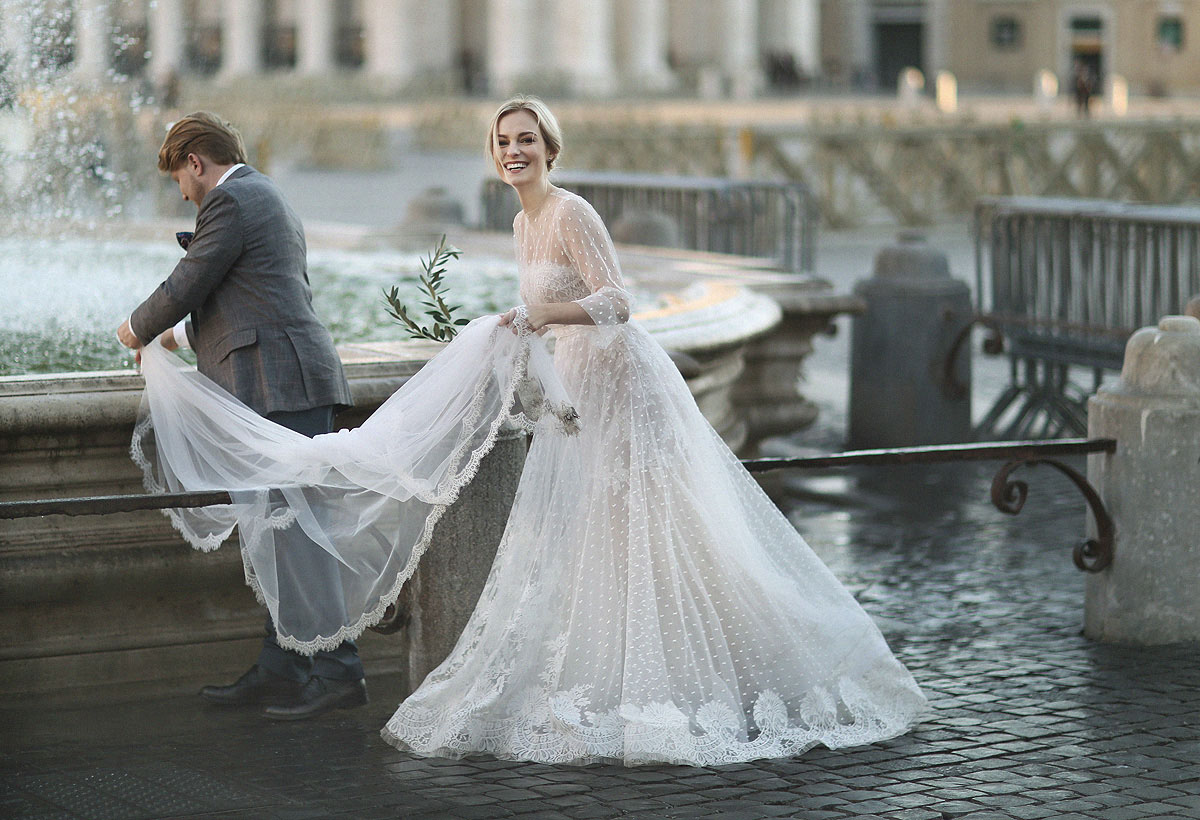 romantic wedding in Italy and reception at roof garden